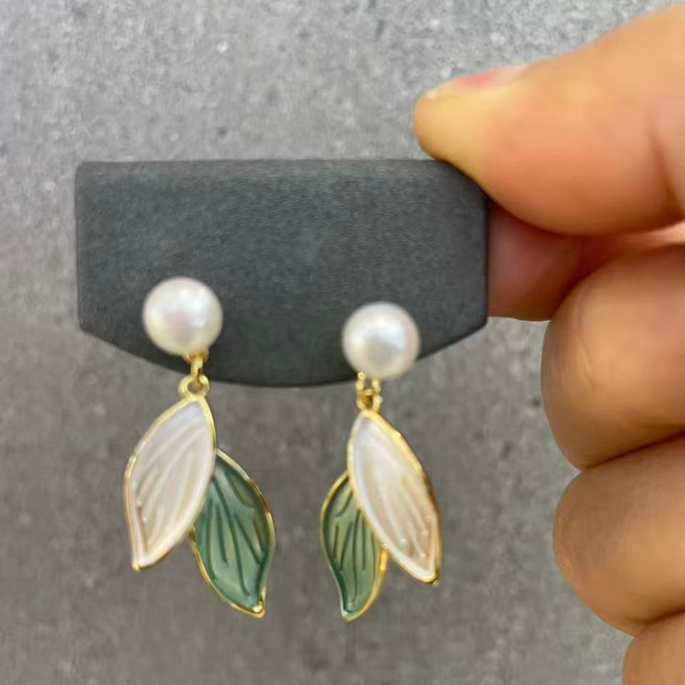 Verdant Willow Leaf Drops